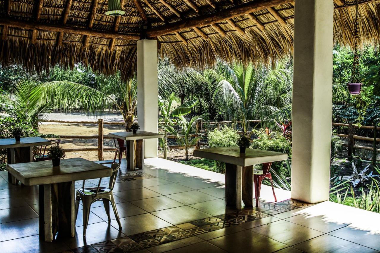 Las Dunas Surf Resort Aposentillo Kültér fotó
